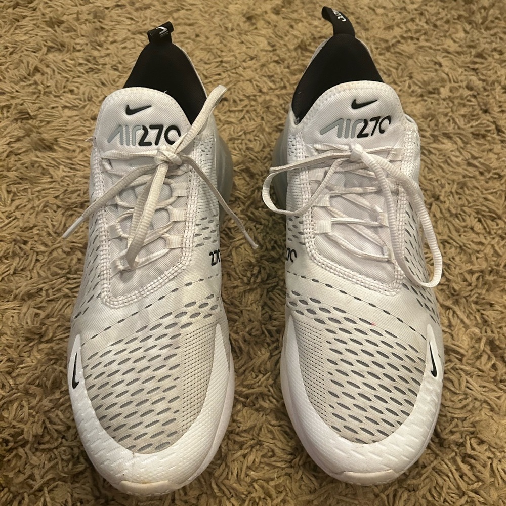 Nike Air 270 White and Black Sneakers